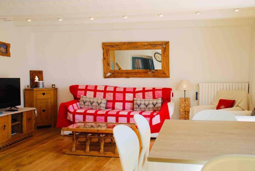 Maison 3 Chambres Au Lac D'Annecy, 30Min La Clusaz Ментон-Сен-Бернар Екстериор снимка